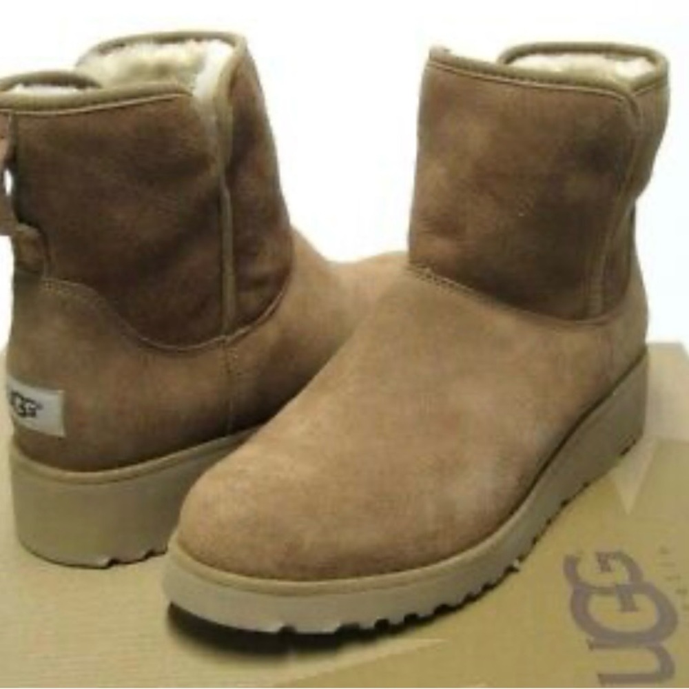 UGG Kristin Platform suede boot size 9